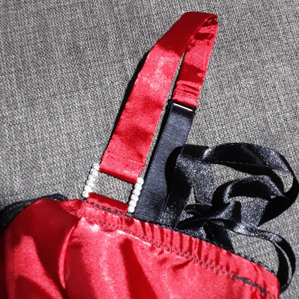 CACIQUE legant Red and Black Lace Bustier Corset Size 14/16 - Picture 5 of 11